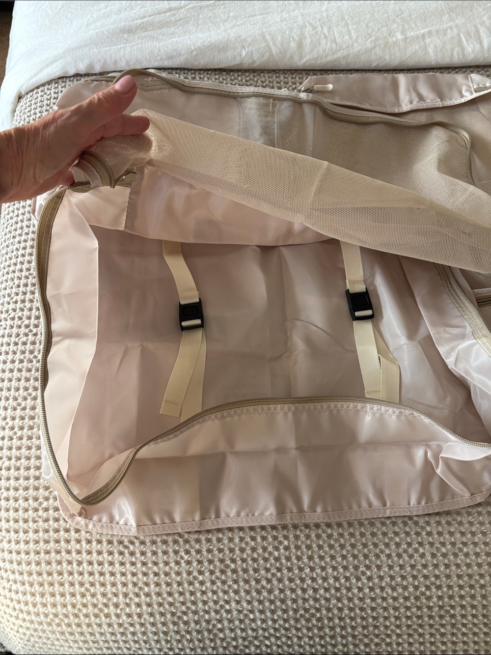 Set of 7 Light Blush Packing Cubes - Picture 3 of 6